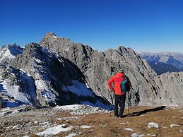 Inviting Apartment in Auffach Wildschönau near Ski Area