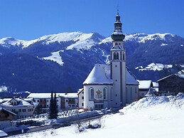 Inviting Apartment in Auffach Wildschönau near Ski Area