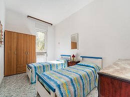 Restful Apartment in San Salvo near Sea Beach & City Center