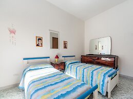 Restful Apartment in San Salvo near Sea Beach & City Center