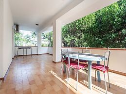 Restful Apartment in San Salvo near Sea Beach & City Center