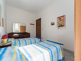 Restful Apartment in San Salvo near Sea Beach & City Center