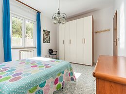 Restful Apartment in San Salvo near Sea Beach & City Center