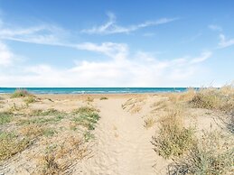 Restful Apartment in San Salvo near Sea Beach & City Center