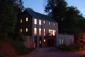 Villa with Sauna near Golf Course