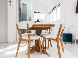 Modern Holiday Home in Zadar With Terrace