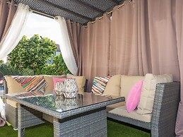 Modern Holiday Home in Zadar With Terrace