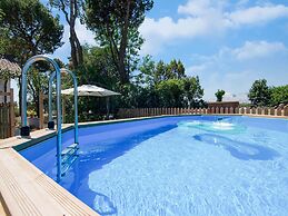Enchanting Coastal With Views