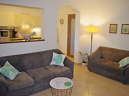 Apartment in Valbandon With Terrace