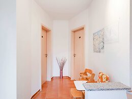 Restful Holiday Home in Kalkhorst near Beach & City Center