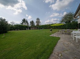 Holiday Home in Somme Leuze