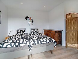 Holiday Home in Somme Leuze