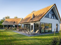 Luxury Villa With Sauna Near the Beach