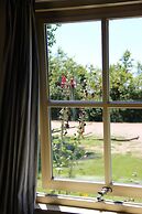 Cozy Vacation Home With Terrace