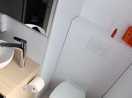 Modern Chalet With Wifi in Friesland