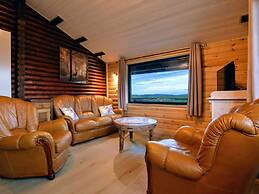 Quiet Chalet With Forest & Panoramic Views