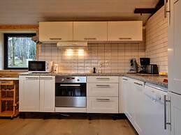 Quiet Chalet With Forest & Panoramic Views