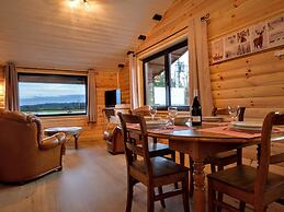 Quiet Chalet With Forest & Panoramic Views
