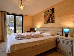 Quiet Chalet With Forest & Panoramic Views