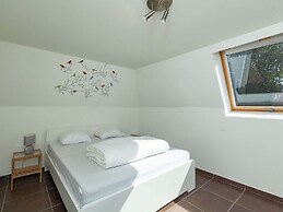 Relaxing Holiday Home in Adinkerke With Fenced Garden