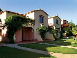 Belvilla by OYO Spacious Holiday Home With Patio