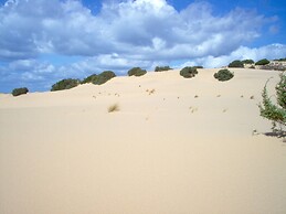 Belvilla by OYO Spacious Holiday Home With Patio