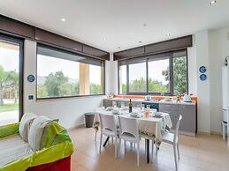 Villa in Solarino With Private Pool