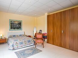 Belvilla by OYO Dream Villa With Private Pool