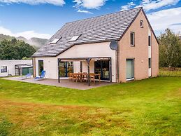 Villa in Sart Jalhay With Swimming Pool