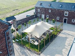 Nice Cottage in a Castle-farm in Ohey With Swimming Pond