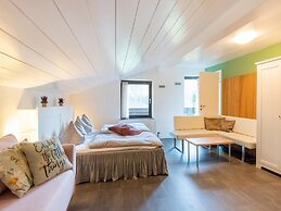 Apartment With a Shared Sauna in Bichlbach