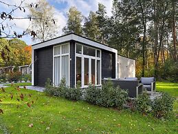Modern Holiday Home at the Edge of the Forest