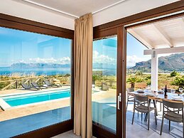 Belvilla by OYO Villa Rocchi Livreri