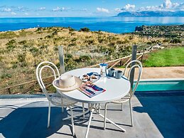 Belvilla by OYO Villa Rocchi Livreri