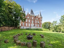 Castle With Wellness and Cinema