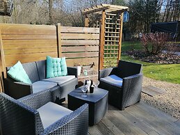 Nice Chalet by the Woods in Saint-leger