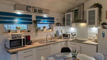 Nice Chalet by the Woods in Saint-leger