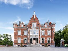 Renovated Appartment in Castle