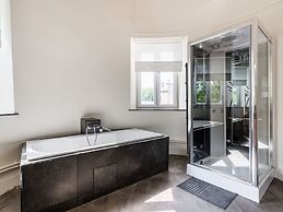 Renovated Appartment in Castle