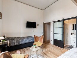 Renovated Appartment in Castle