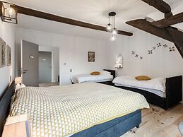 Renovated Appartment in Castle
