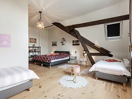 Renovated Appartment in Castle