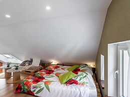 Snug Apartment in Birresborn With Garden