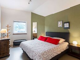 Snug Apartment in Birresborn With Garden