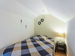 Snug Apartment in Birresborn With Garden