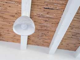 Belvilla by OYO Comfy Villa in Noto With Garden