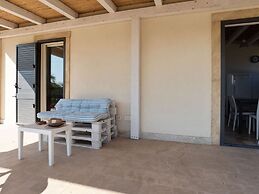 Belvilla by OYO Comfy Villa in Noto With Garden