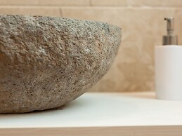 Belvilla by OYO Comfy Villa in Noto With Garden