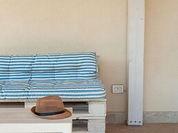 Belvilla by OYO Comfy Villa in Noto With Garden