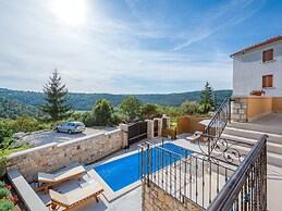 Holiday Home in Pazin With Private Pool